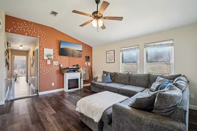 107 Hawea Lane, Bastrop, TX 78602 - Photo 6