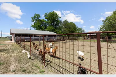 3022 N US Highway 281, Burnet, TX 78611 - Photo 32