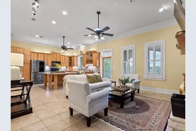 802 Main Street, Bastrop, TX 78602 - Photo 8