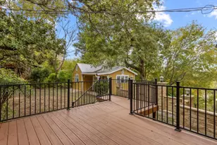 802 Main St, Bastrop, TX 78602 - Photo 22