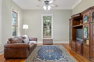 802 Main St, Bastrop, TX 78602 - Photo 4