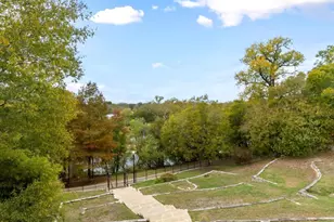 802 Main St, Bastrop, TX 78602 - Photo 34