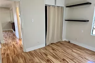 412 W Croslin St, Austin, TX 78752 - Photo 8