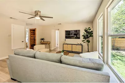 6204 Wagon Bend, Austin, TX 78744 - Photo 6