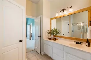 10102 Twin Lake Loop, Dripping Springs, TX 78620 - Photo 18