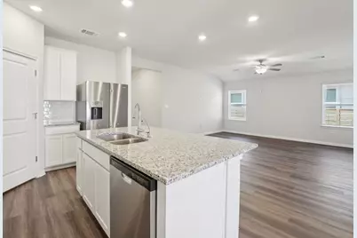 112 Maple Hedge Road, Hutto, TX 78634 - Photo 4