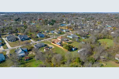 842 Kimbro Street, Taylor, TX 76574 - Photo 8