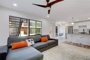 400 E 30th St, Austin, TX 78705 - Photo 2