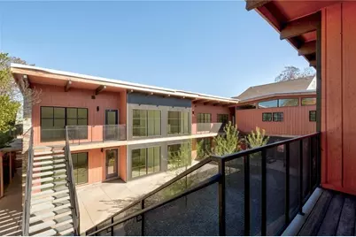 400 E 30th Street #204, Austin, TX 78705 - Photo 18