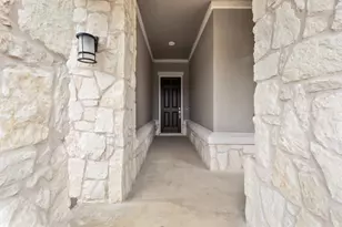 100 Jarbridge Dr, Kyle, TX 78640 - Photo 2