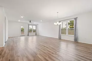 100 Jarbridge Dr, Kyle, TX 78640 - Photo 4