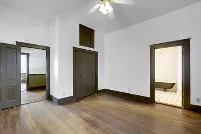 304 Olive Street, Smithville, TX 78957 - Photo 16