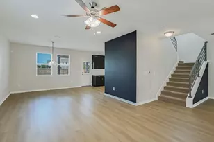 10317 Laurie Ln, Austin, TX 78747 - Photo 6