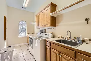 210 Amandas Way, Leander, TX 78641 - Photo 30