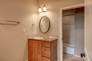 208 Colina Cove Dr Dr, Kingsland, TX 78639 - Photo 16