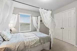 209 Ibis Falls Loop, Jarrell, TX 76537 - Photo 32