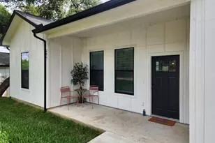 207 Laurel Ln, Spicewood, TX 78669 - Photo 1