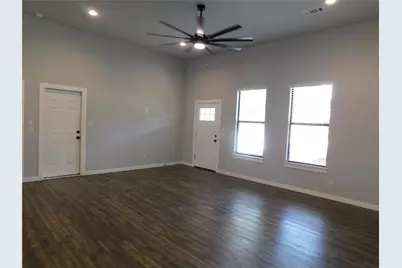 207 Laurel Lane, Spicewood, TX 78669 - Photo 4