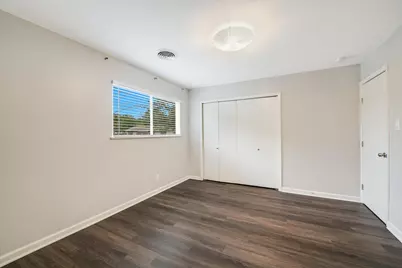 6809 Hanover Lane, Austin, TX 78723 - Photo 18
