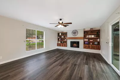 6809 Hanover Lane, Austin, TX 78723 - Photo 10
