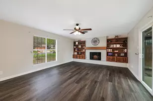 6809 Hanover Ln, Austin, TX 78723 - Photo 10
