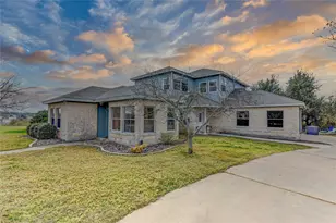 109 Vista Oaks Dr, Dripping Springs, TX 78620 - Photo 2