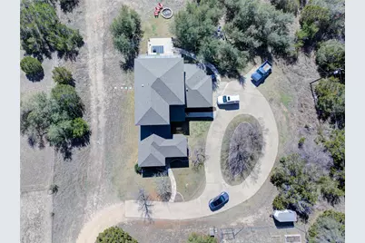 109 Vista Oaks Drive, Dripping Springs, TX 78620 - Photo 36