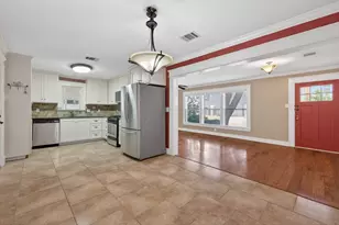 735 Cherico St, Austin, TX 78702 - Photo 8