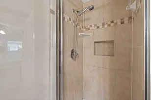 735 Cherico St, Austin, TX 78702 - Photo 16