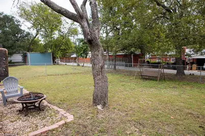 205 S Porter Street, Lampasas, TX 76550 - Photo 4