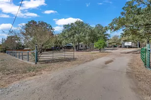 320 Pope Bend S, Cedar Creek, TX 78612 - Photo 4