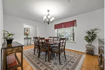 3206 Silverleaf Drive, Austin, TX 78757 - Photo 4