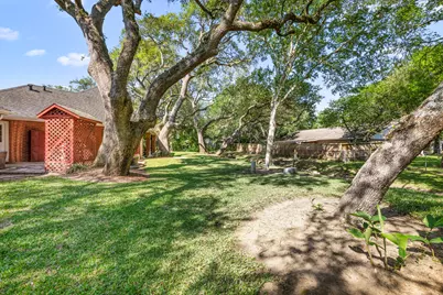 119 Creek Bend Lane, Columbus, TX 78934 - Photo 24
