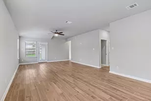 3076 Pike Dr, New Braunfels, TX 78132 - Photo 10