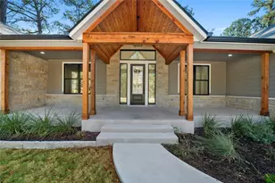 319 Akaloa Dr, Bastrop, TX 78602 - Photo 2