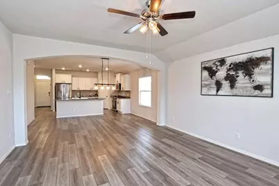 112 Taggart Trail, Jarrell, TX 76537 - Photo 6