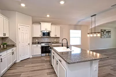 112 Taggart Trail, Jarrell, TX 76537 - Photo 8
