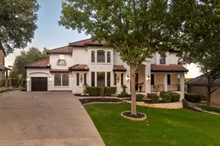 11516 Eagles Glen Dr, Austin, TX 78732 - Photo 2