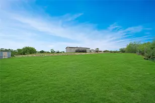 480 Holz Rd, Niederwald, TX 78640 - Photo 12