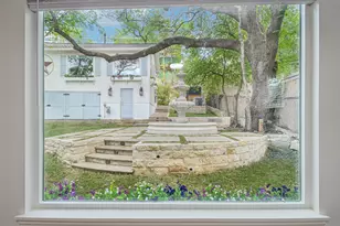 1205 Alta Vista Ave, Austin, TX 78704 - Photo 2