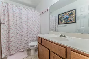 105 Lignite Dr, Jarrell, TX 76537 - Photo 20