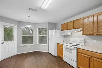 610 Lavaca Loop, Elgin, TX 78621 - Photo 10