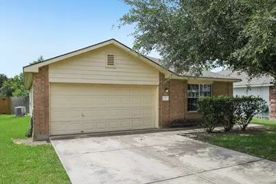 610 Lavaca Loop, Elgin, TX 78621 - Photo 2