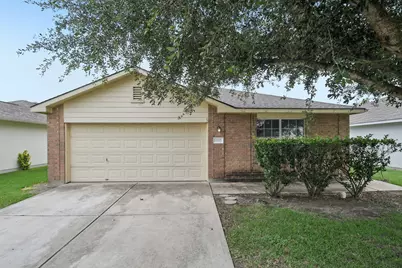 610 Lavaca Loop, Elgin, TX 78621 - Photo 1