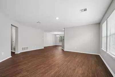 610 Lavaca Loop, Elgin, TX 78621 - Photo 8