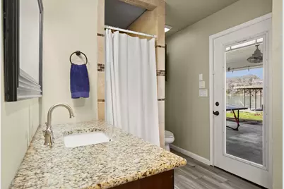 1317 E Zipp Road, New Braunfels, TX 78130 - Photo 22