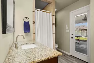 1317 E Zipp Rd, New Braunfels, TX 78130 - Photo 22