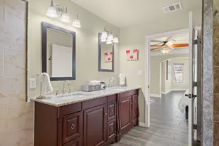 1317 E Zipp Rd, New Braunfels, TX 78130 - Photo 28