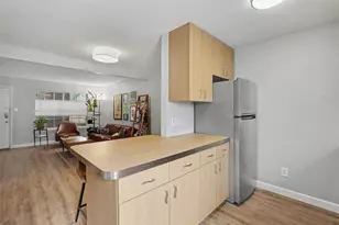 300 Crockett St, Austin, TX 78704 - Photo 8