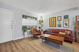 300 Crockett St, Austin, TX 78704 - Photo 10